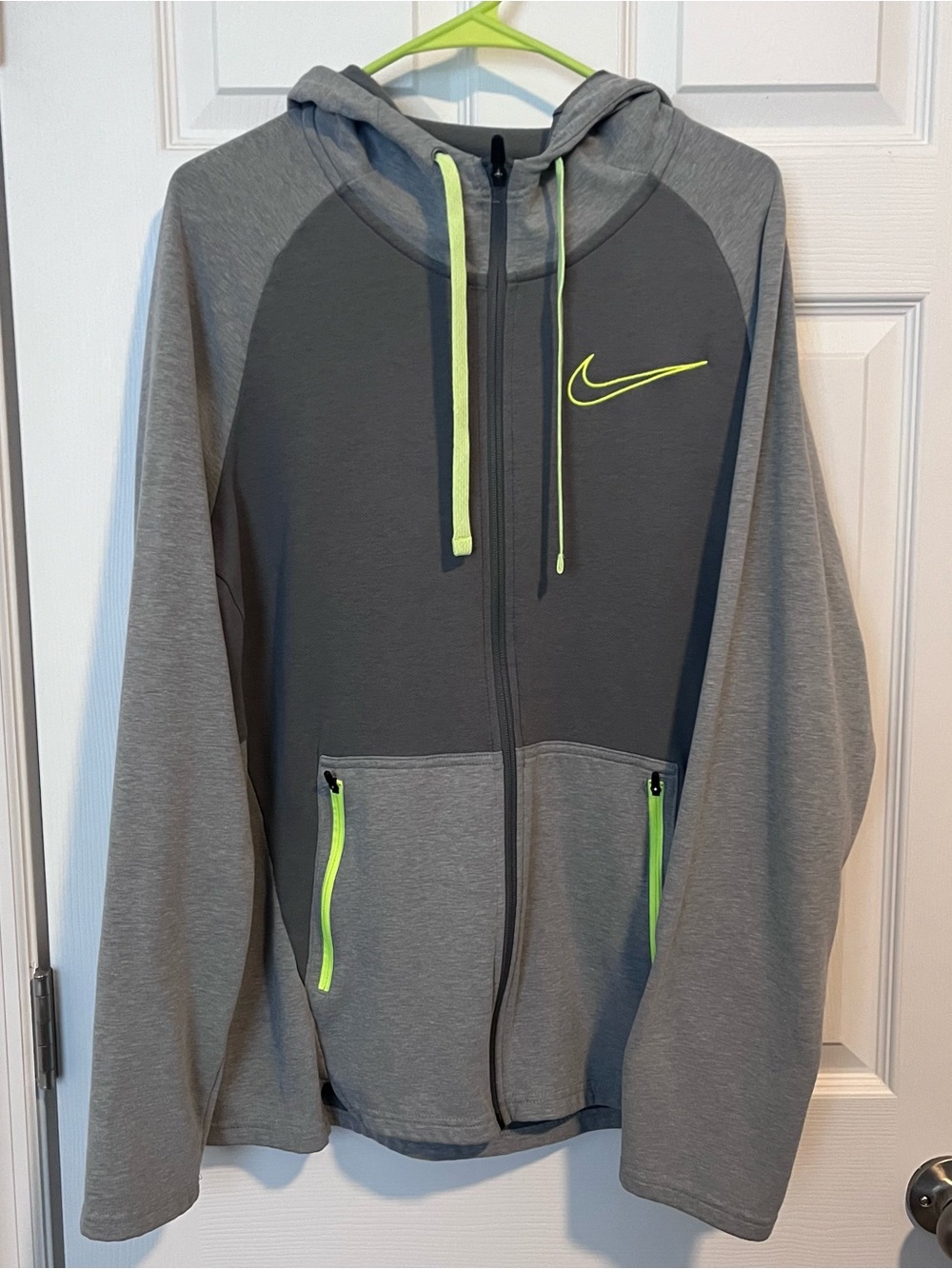 Nike Therma Fleece Full Zip Training Hoodie Jacket Gray, DD2102 Men’s Sz Large L